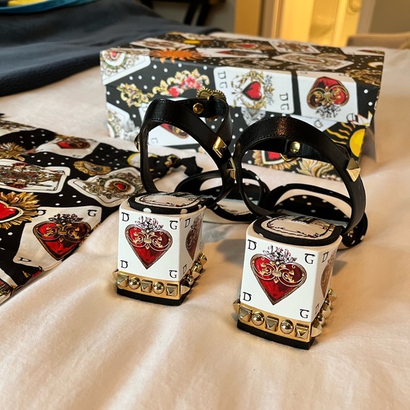 Gently preowned Dolce and Gabbana block heels with heart details! - Picture 9 of 10